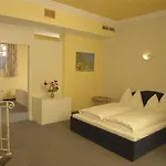 Andrea Hotel